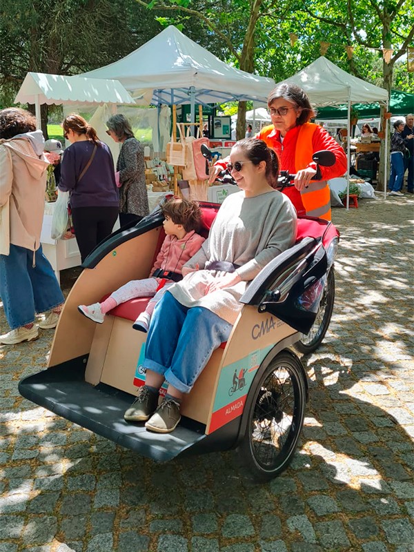 Passeios em Almada Pedalar Sem Idade 2